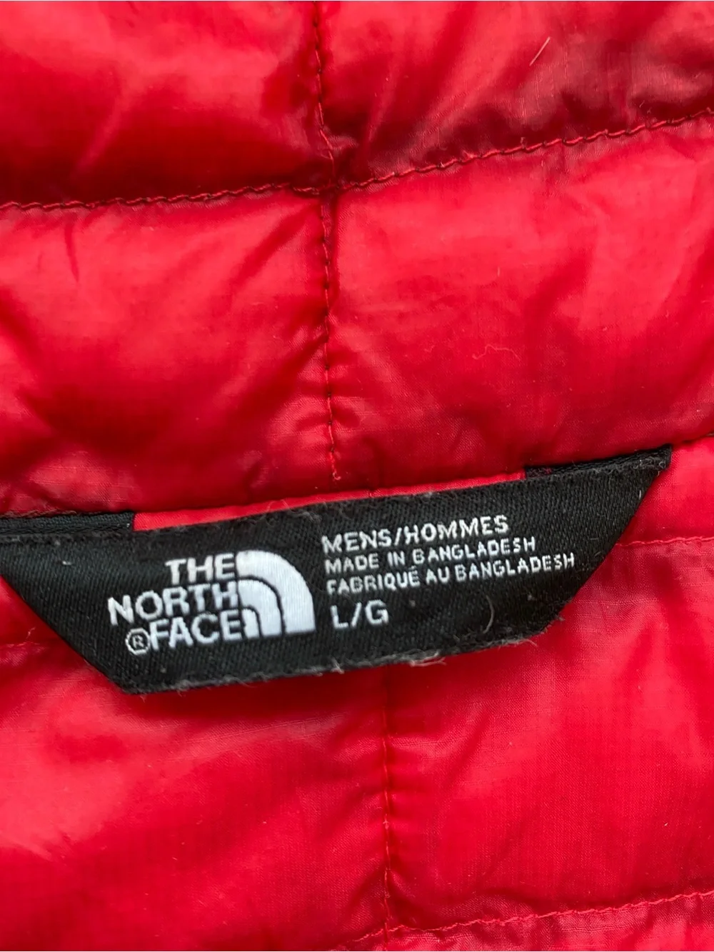 The North Face Thermaball Two-Tone Quilted Hooded Puffer Jacket Burgundy & Red_10